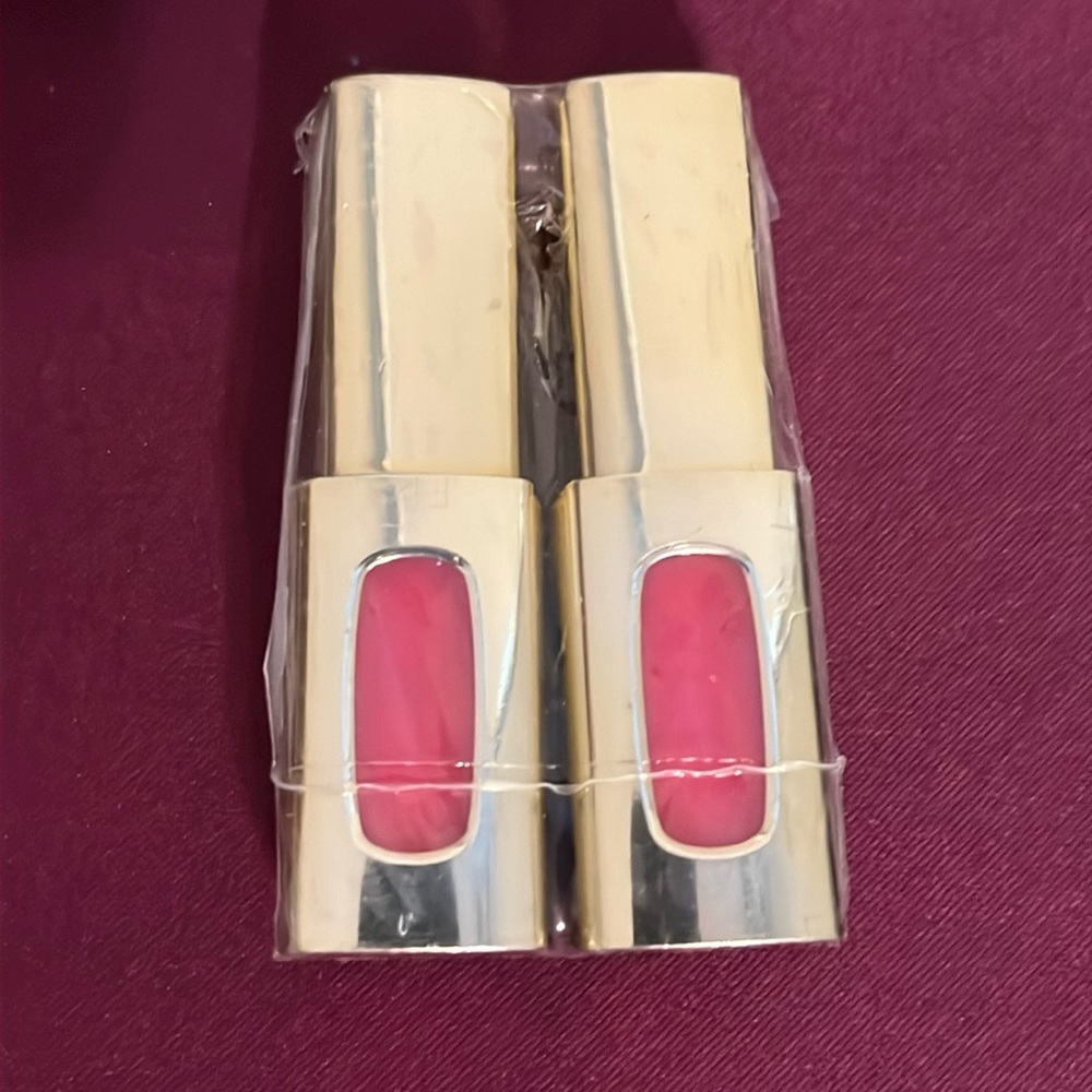 L’Oréal Rose Symphony Lip Makeup